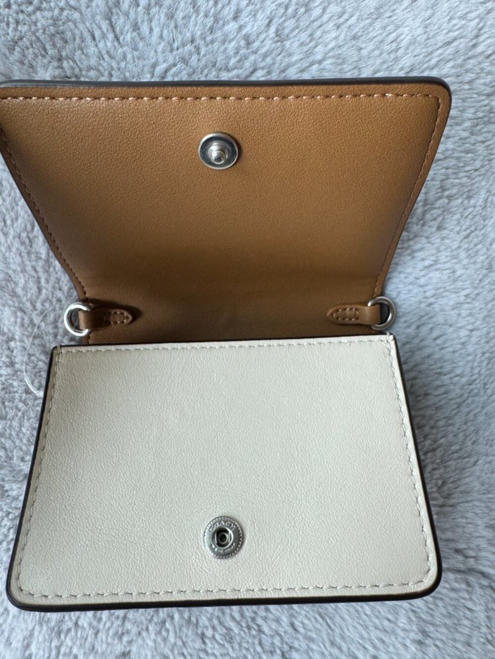 Coach Mini Wallet (Style CJ679) - Picture 5 of 8